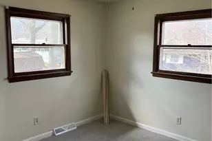 2496 Vollmer Ave, Youngstown, OH 44451 - Photo 9