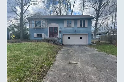 2496 Vollmer Avenue, Youngstown, OH 44451 - Photo 1