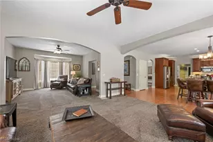 10960 Eden Park Dr, Chardon, OH 44024 - Photo 5