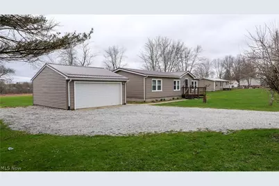 8698 Pierce Road, Garrettsville, OH 44231 - Photo 5