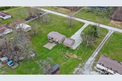 8698 Pierce Road, Garrettsville, OH 44231 - Photo 45