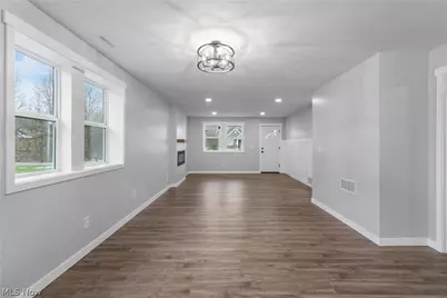 2351 Heston Drive, Lake Milton, OH 44429 - Photo 25