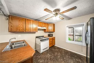 11328 Kyle Rd, Garrettsville, OH 44231 - Photo 13