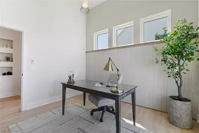 550 Woodlands Glen Avenue, Hartville, OH 44632 - Photo 7