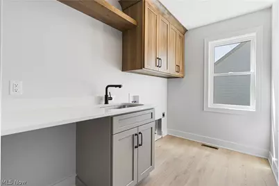 550 Woodlands Glen Avenue, Hartville, OH 44632 - Photo 39