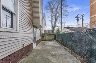 1239 W 115th St, Loveland, OH 44102 - Photo 21