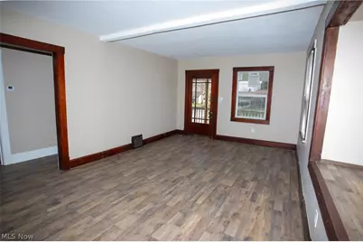 228 Center Street, Hubbard, OH 44425 - Photo 7