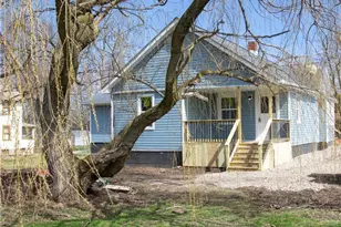 228 Center St, Hubbard, OH 44425 - Photo 37