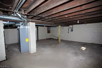 228 Center Street, Hubbard, OH 44425 - Photo 31