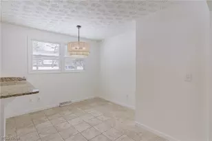 4290 Brainard Rd, Orange, OH 44022 - Photo 7