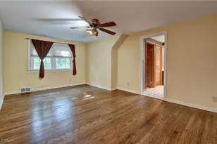 186 S Main St, Hudson, OH 44236 - Photo 25