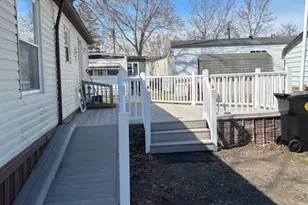 12860 Mayfield Rd, Chardon, OH 44024 - Photo 5