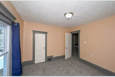 1060 Yale Street, Akron, OH 44301 - Photo 27