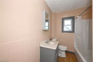 1060 Yale St, Akron, OH 44301 - Photo 33