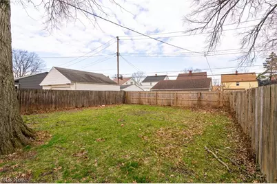 2422 North Avenue, Parma, OH 44134 - Photo 3