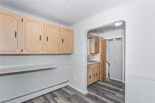 25370 Drakefield Ave, Euclid, OH 44132 - Photo 13