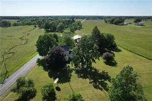 15760 N Palmyra Rd, Diamond, OH 44429 - Photo 9