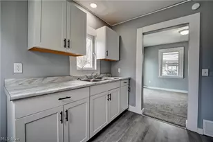 1379 Maryland Ave SW, Canton, OH 44710 - Photo 15