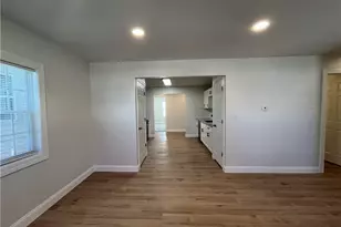 13325 Carrington Ave, Loveland, OH 44135 - Photo 5