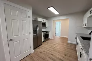 13325 Carrington Ave, Loveland, OH 44135 - Photo 11