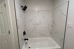 13325 Carrington Ave, Loveland, OH 44135 - Photo 27