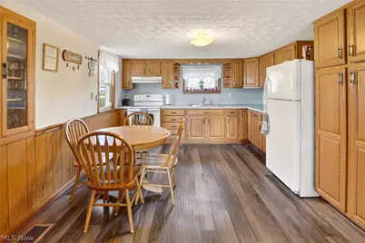 11701 Sarbaugh Street SW, Massillon, OH 44647 - Photo 17