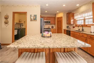 4514 Plain Center Ave NE, Canton, OH 44714 - Photo 17