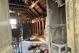 2240 E 90th St, Loveland, OH 44106 - Photo 19