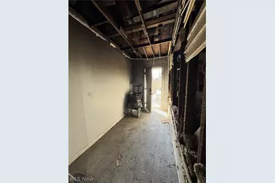 2240 E 90th Street, Loveland, OH 44106 - Photo 5