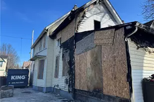 2240 E 90th St, Loveland, OH 44106 - Photo 3