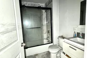 2240 E 90th St, Loveland, OH 44106 - Photo 11