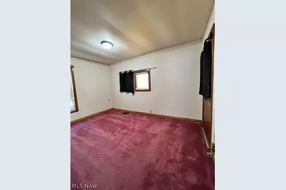 1636 Gibbs Avenue NE, Canton, OH 44705 - Photo 3