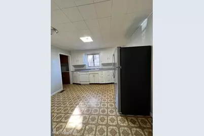 1636 Gibbs Avenue NE, Canton, OH 44705 - Photo 5