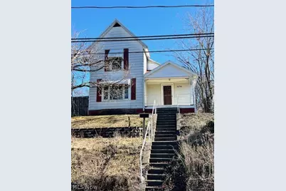 1636 Gibbs Avenue NE, Canton, OH 44705 - Photo 1