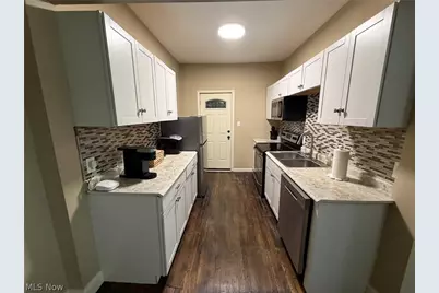 3186 Euclid Heights Boulevard #1, Cleveland Heights, OH 44118 - Photo 5