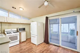 2887 Unclmorse Ave, Akron, OH 44314 - Photo 7