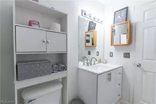 204 Harbor Ridge Ln, Fairport Harbor, OH 44077 - Photo 19