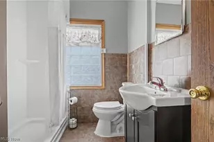 406 Moody St, Akron, OH 44305 - Photo 19