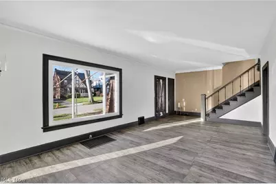 244 Outlook Avenue, Youngstown, OH 44504 - Photo 5