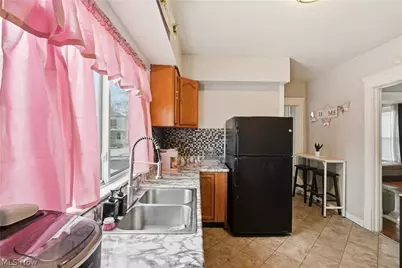 975 Raymond Street, Akron, OH 44307 - Photo 17