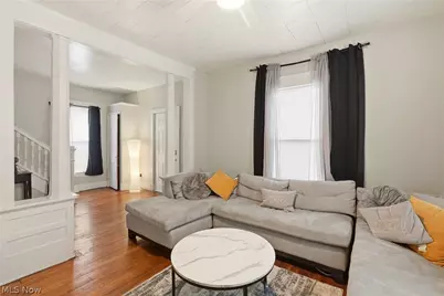 975 Raymond Street, Akron, OH 44307 - Photo 7