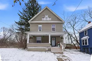 975 Raymond St, Akron, OH 44307 - Photo 1