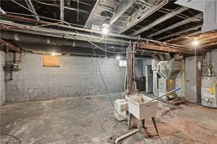 975 Raymond St, Akron, OH 44307 - Photo 27