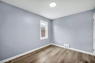 3202 Parklane Dr, Parma, OH 44134 - Photo 19