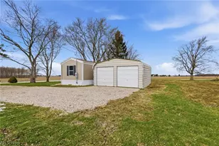 2201 Marion-Melmore Rd, Bucyrus, OH 44820 - Photo 11