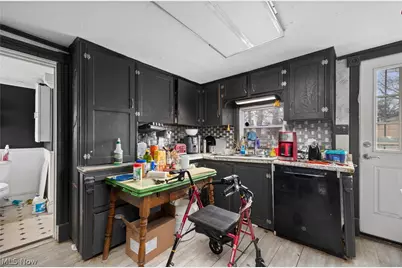 208 Glenwood Street, Elyria, OH 44035 - Photo 9