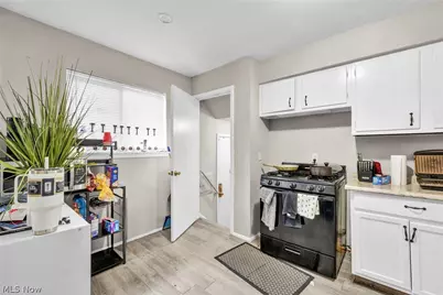 16215 Miles Avenue, Loveland, OH 44128 - Photo 13