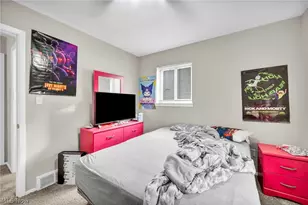 16215 Miles Ave, Loveland, OH 44128 - Photo 21