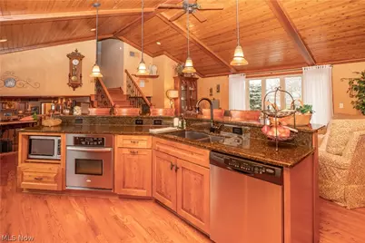 7416 Woodcrest Avenue NE, Canton, OH 44721 - Photo 11