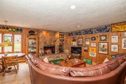 7416 Woodcrest Avenue NE, Canton, OH 44721 - Photo 35